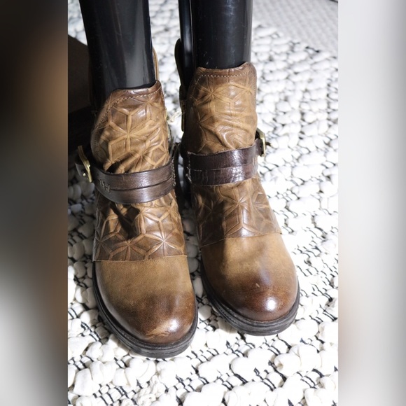 ❌SOLD❌ Free People A.S. 98 Isha ankle Boots - Picture 4 of 6